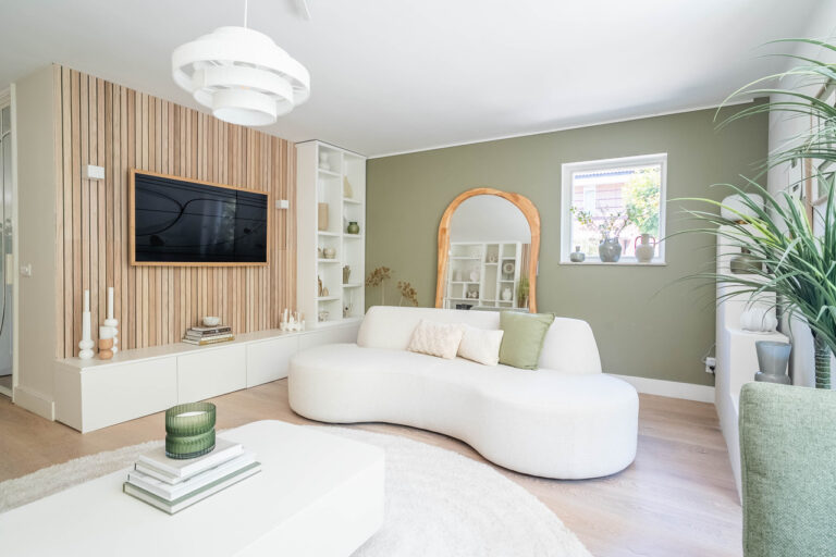 Ibiza-stijl tuinwoning woonkamer