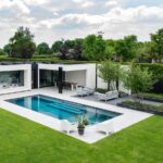 Luxe villa met zwembad en poolhouse