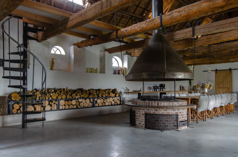 Industriële shootlocatie in monumentale schuur1