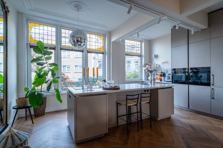 Karaktervol herenhuis keuken