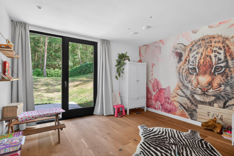 Ibiza villa met zwembad kinderkamer