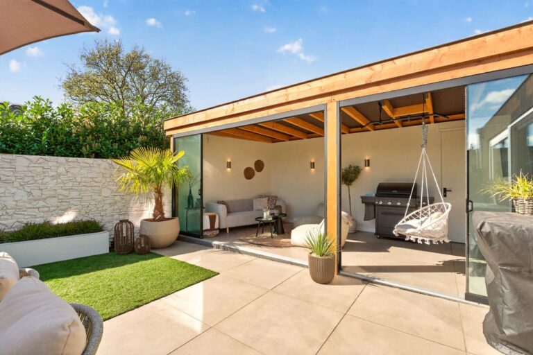 Japandi shootlocatie met mediterrane tuin​