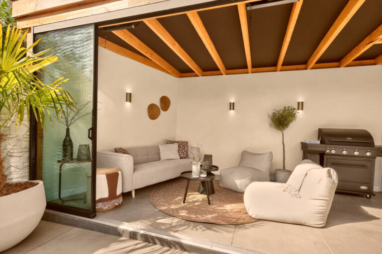 Japandi shootlocatie met mediterrane tuin​