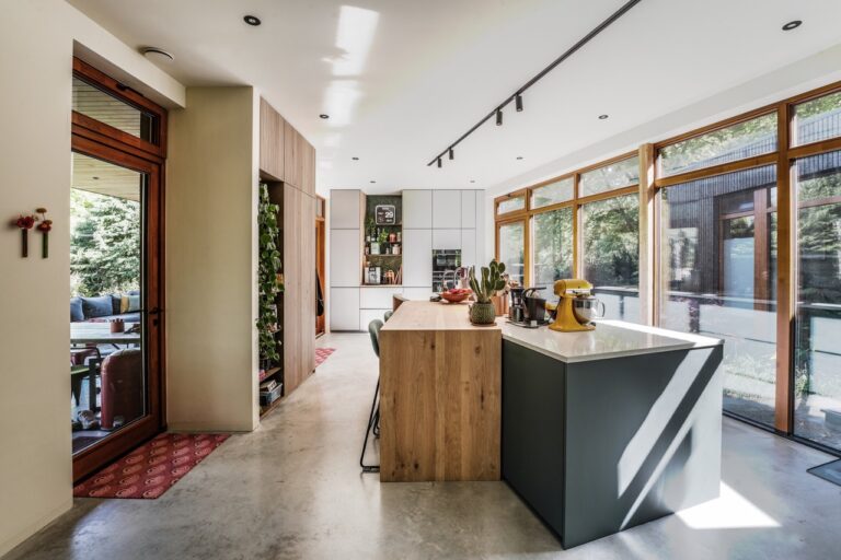 Architectonische bosvilla keuken 2
