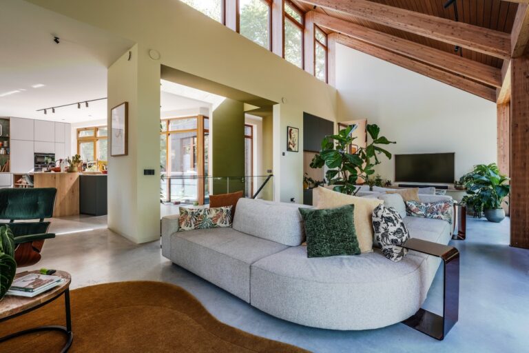 Architectonische bosvilla woonkamer 3