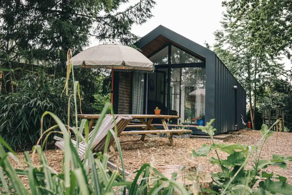 Bohemian tiny house shootlocatie vooraanzicht