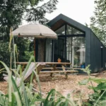 Bohemian tiny house shootlocatie vooraanzicht