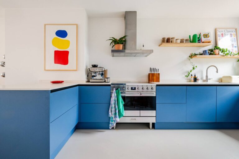 Kleurrijk familiehuis keuken