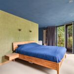 Retro interieur met vide slaapkamer